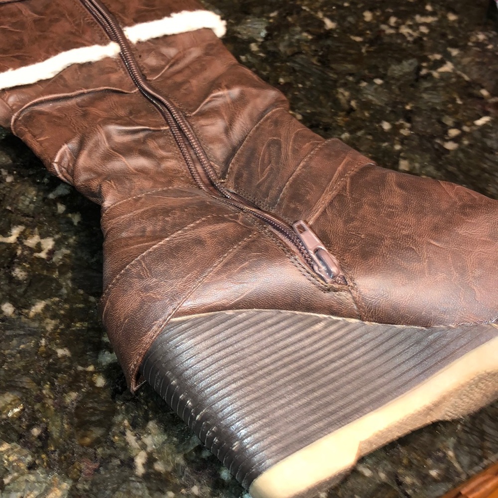 Rue 21 side zip boots Size 7/8 - Picture 4 of 6